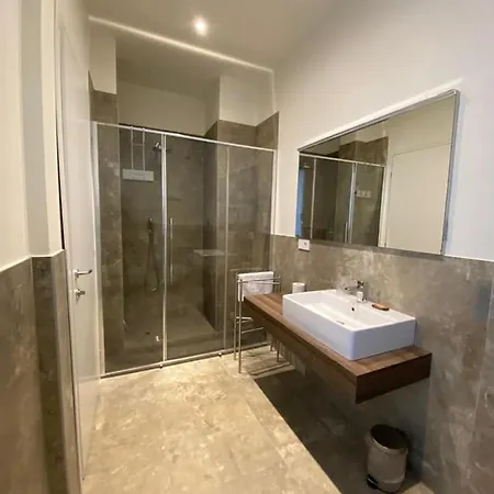 Gasthuis Foresteria Dansi 4*